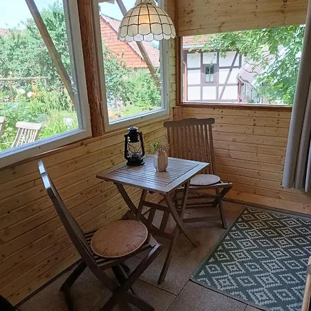 Kemp Gemuetliche Schlafhuette *